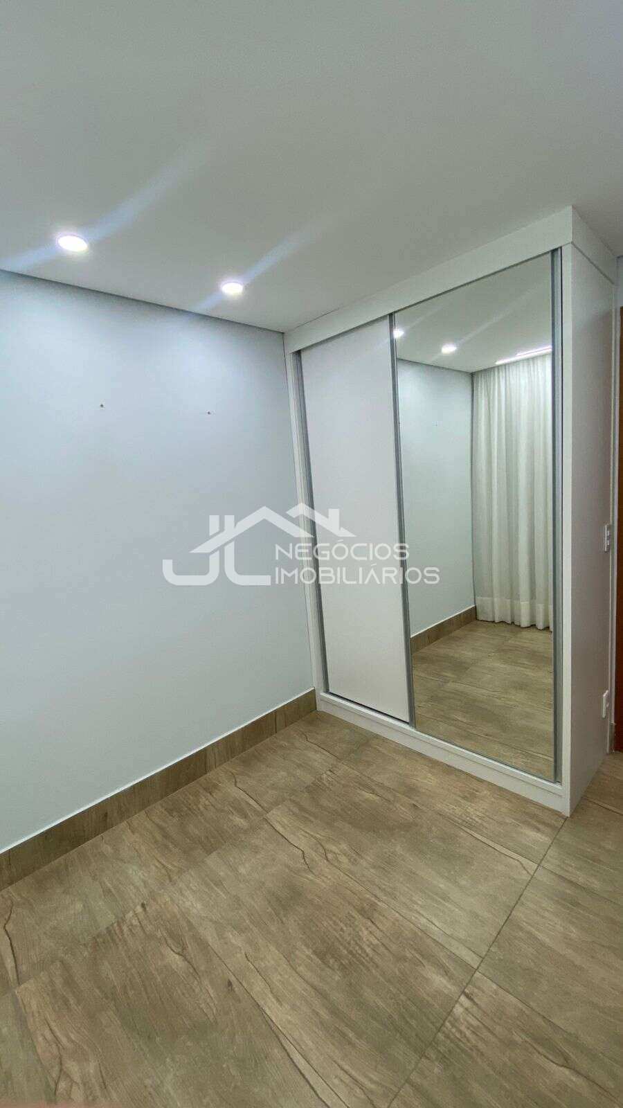  - Apartamento à venda, no Residencial Turquesa Ville em Campinas, Jardim Nova Europa, com 2 quartos