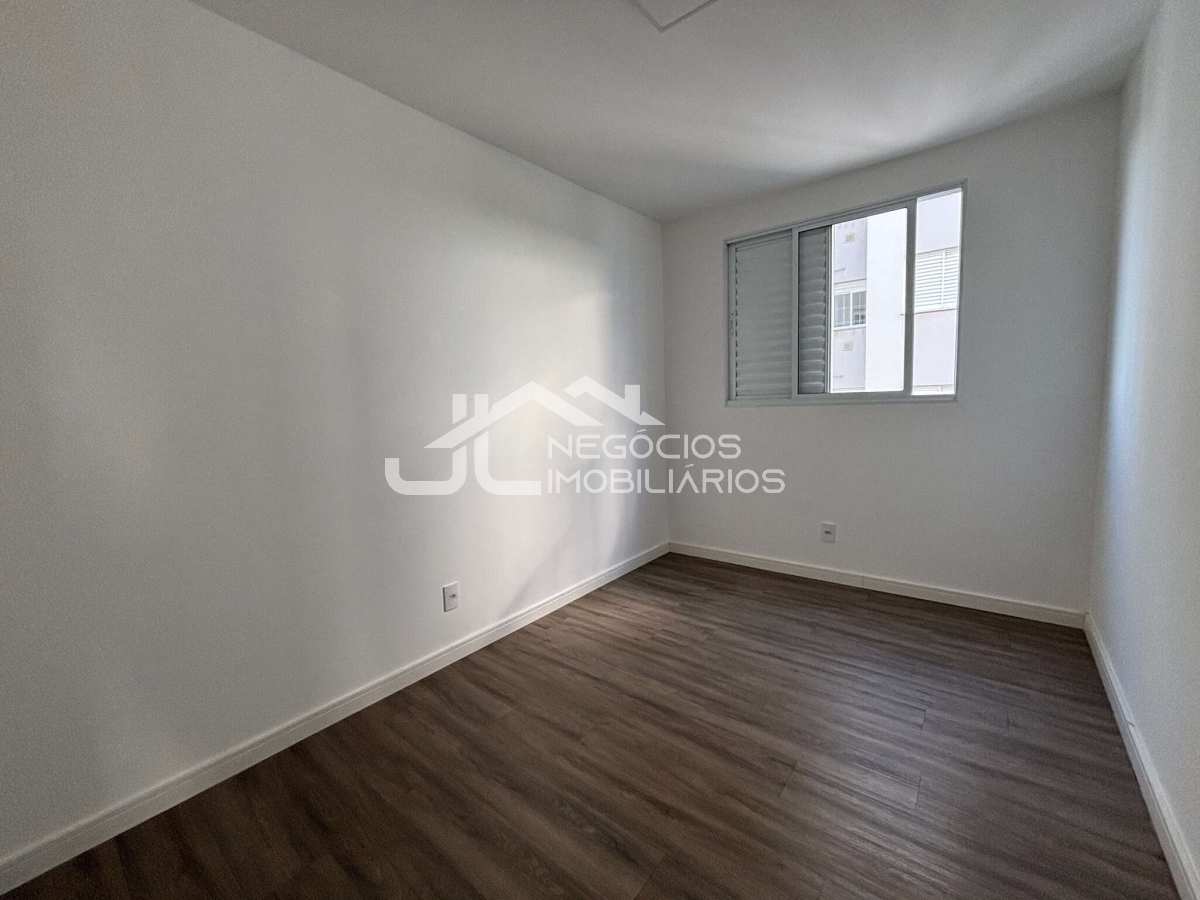 Dormitório 1 - Apartamento à venda, no Condomínio Portal Antúrios Do Campo em Hortolândia, Vila Real, com 2 quartos, 58m²