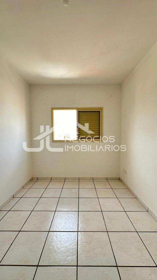 Dormitório - Apartamento à venda, no Edifício Roccaporena,  em Indaiatuba, Centro, com 1 quarto, 46,14m²