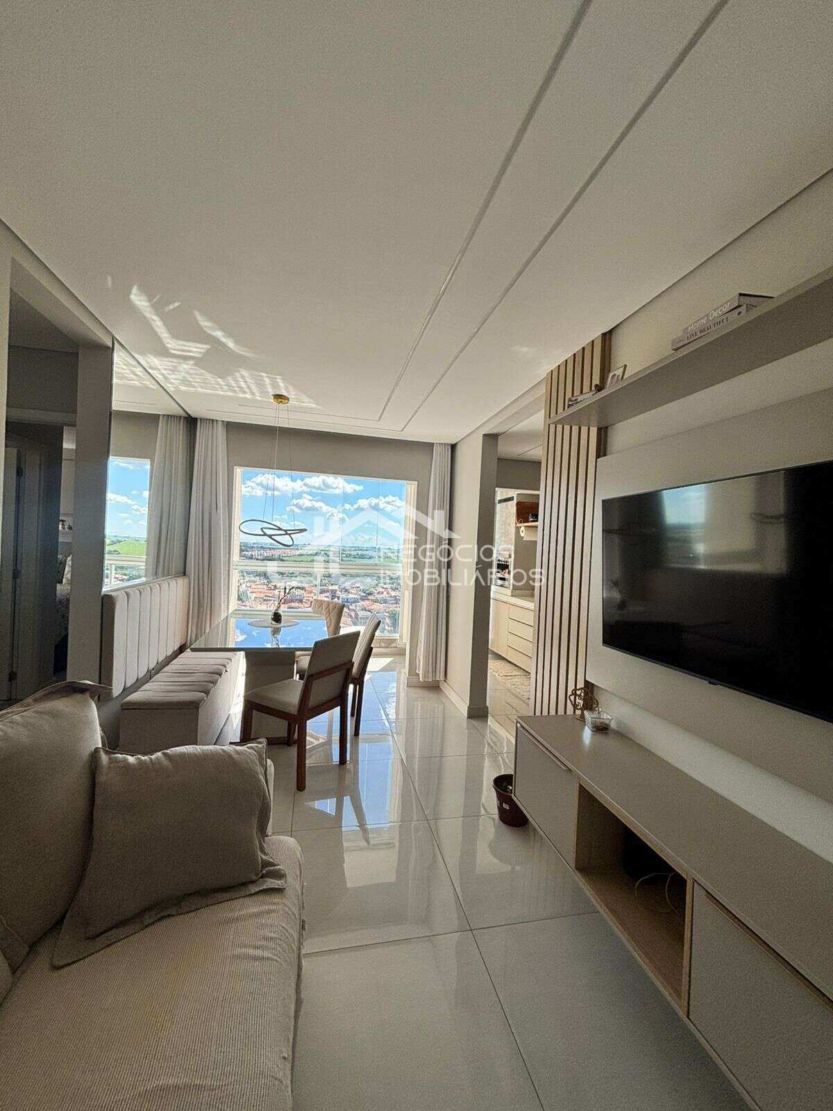 Apartamento à venda com 2 quartos, 58m² - Jardim Amanda I,