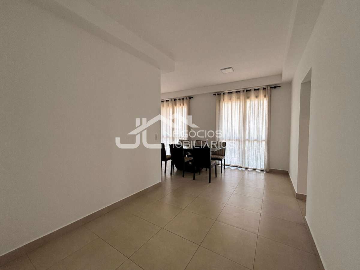 Apartamento, 3 quartos, 140 m² - Foto 2