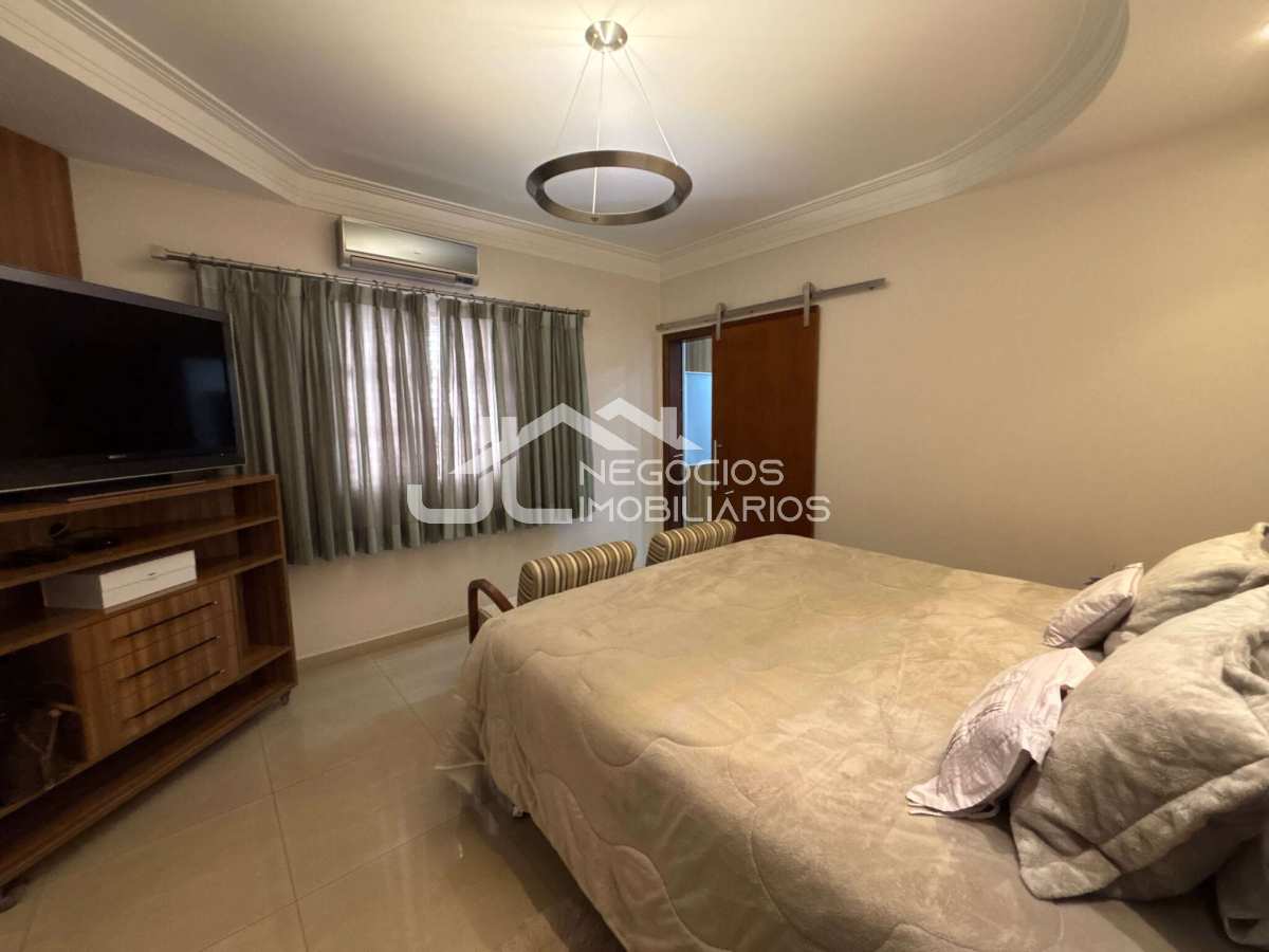 Casa, 3 quartos, 320 m² - Foto 9