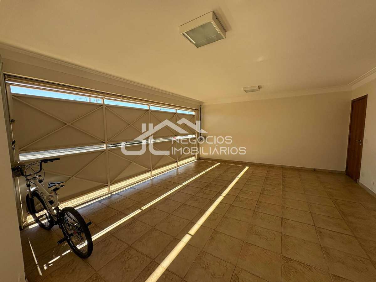 Casa, 3 quartos, 320 m² - Foto 24