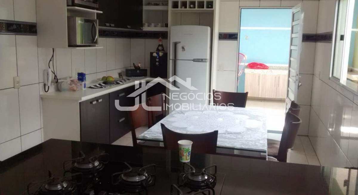 Casa à venda em Hortolândia, Jardim São Bento, com 3 quartos, 148m² - JL Negócios Imobiliários