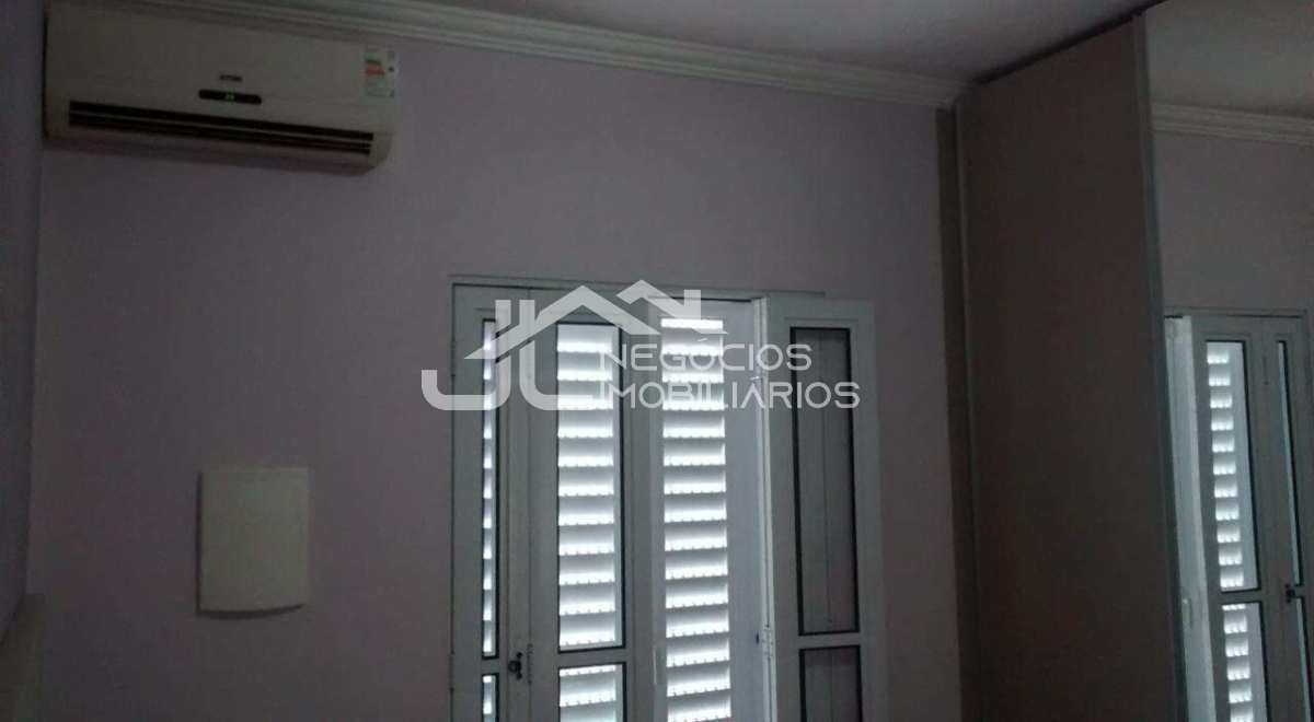  - Casa à venda em Hortolândia, Jardim São Bento, com 3 quartos, 148m²