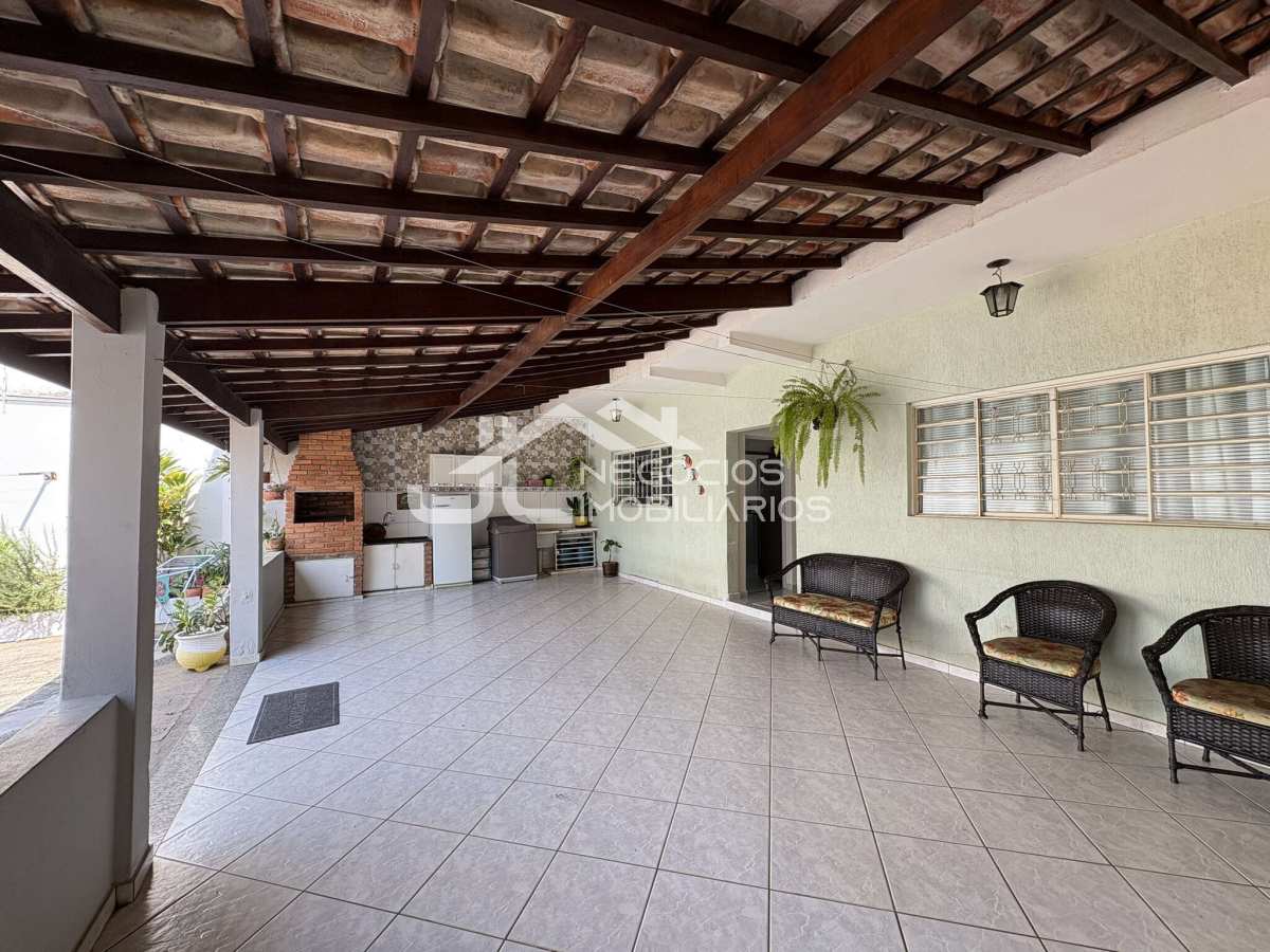 Casa à venda com 2 quartos, 180,48m² - Jardim Terras de Santo Antônio,Hortolândia