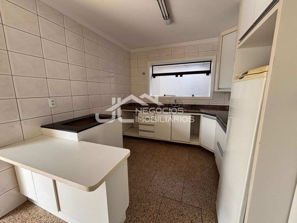  - Casa à venda em Hortolândia, Parque Ortolândia, com 5 quartos, 520m²