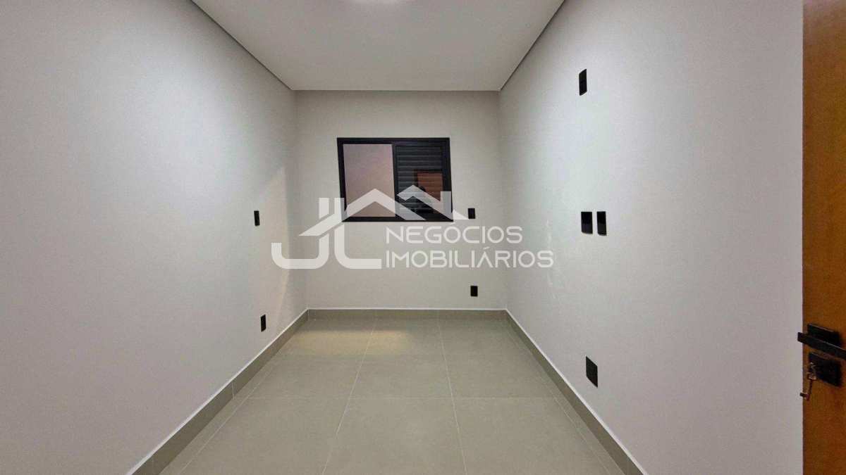  - Casa à venda em Indaiatuba, Jardim Casablanca, com 3 quartos, 101m²