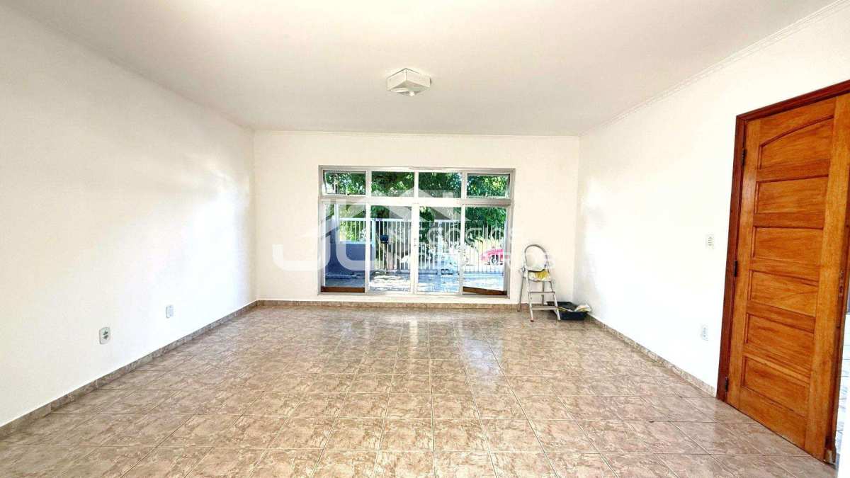 Casa à venda com 3 quartos, 179m² - Jardim do Sol,Indaiatuba