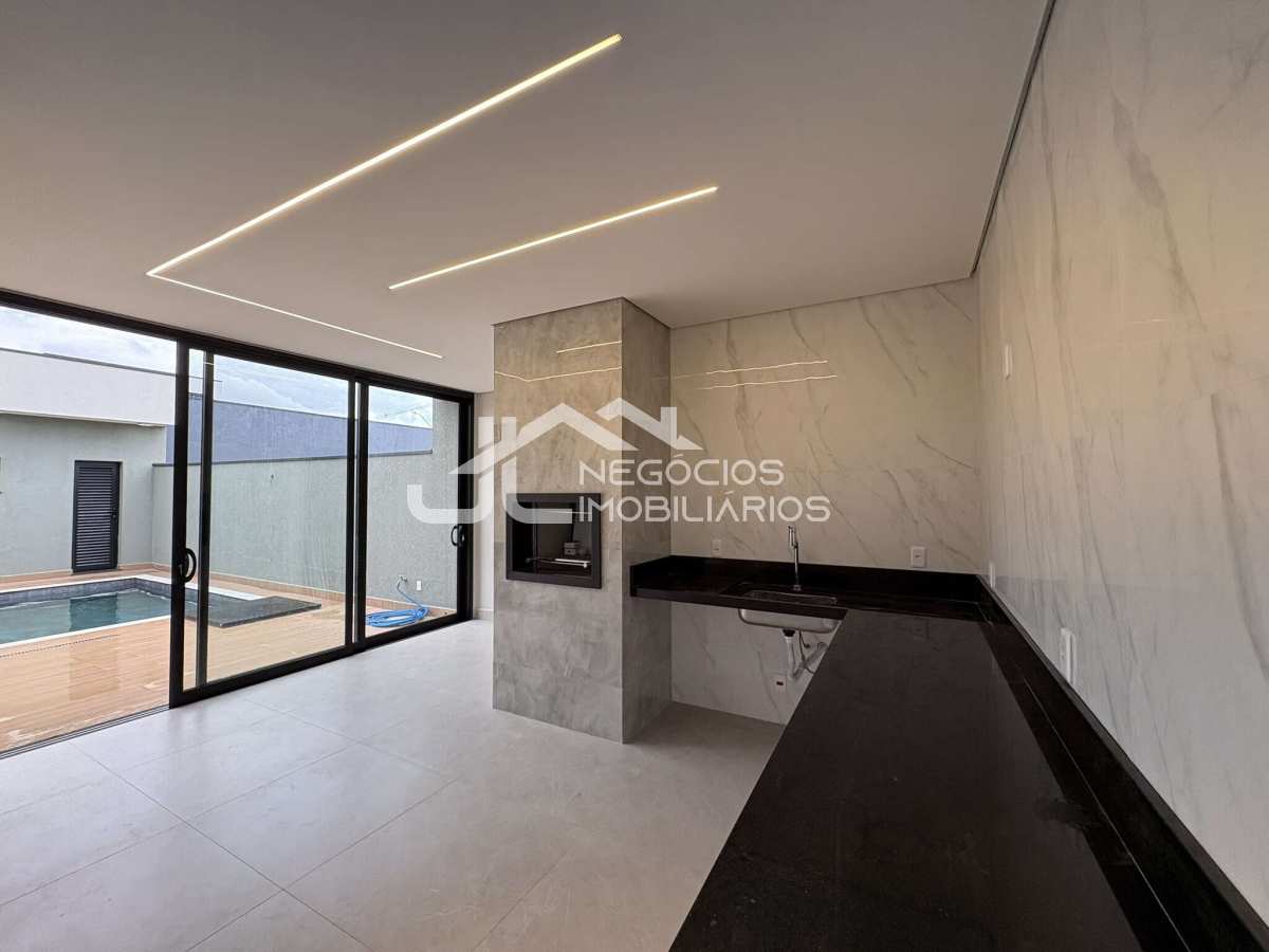 Casa de condomínio à venda com 4 quartos, 231m² - Parque Olívio Franceschini,Hortolândia